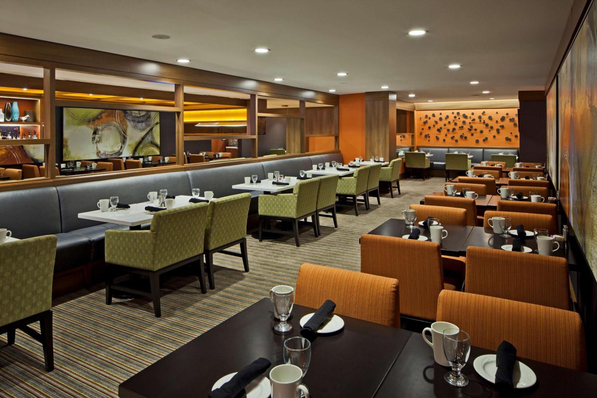 Готель Hilton Mississauga/Meadowvale Екстер'єр фото