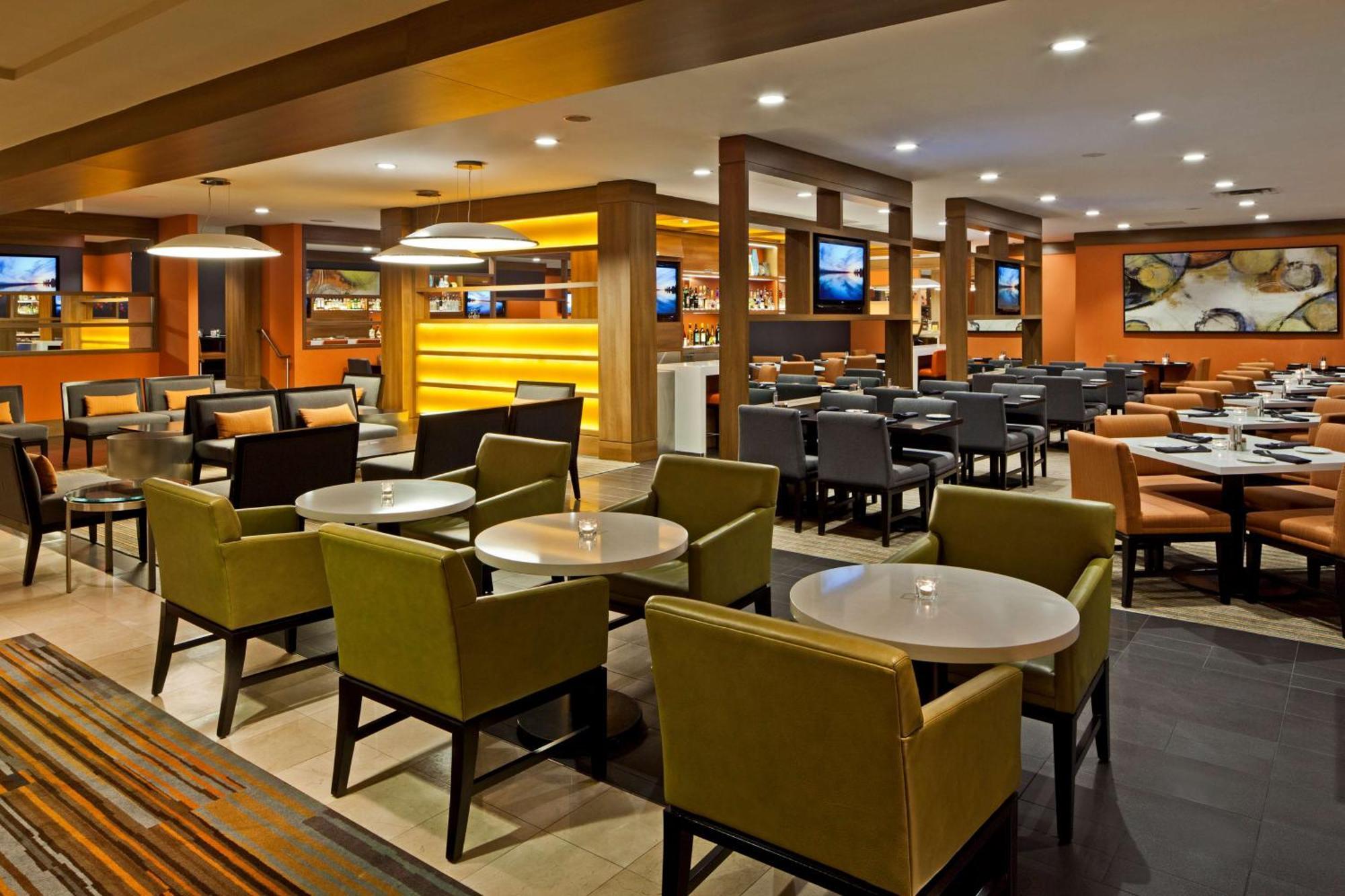 Готель Hilton Mississauga/Meadowvale Екстер'єр фото